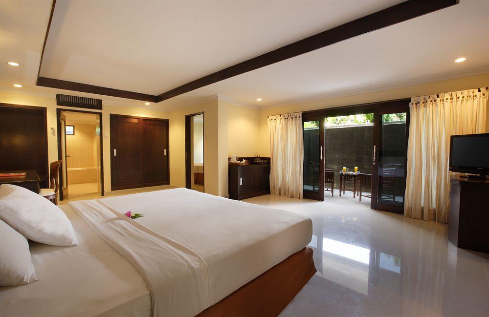 Champlung Mas Hotel Legian Exterior foto